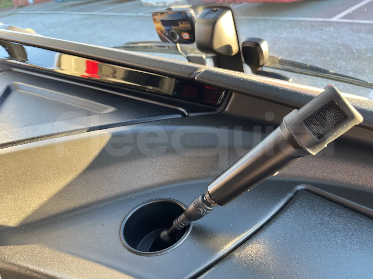 Volvo 9700 B6SC - Euro6 - 345kW - 14mt - hostes microphone accessories photo