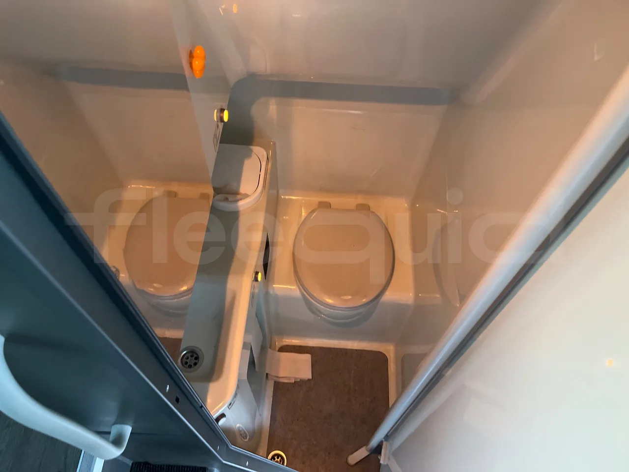 Volvo 9700 B6SC - Euro6 - 345kW - 14mt - toilette accessories photo