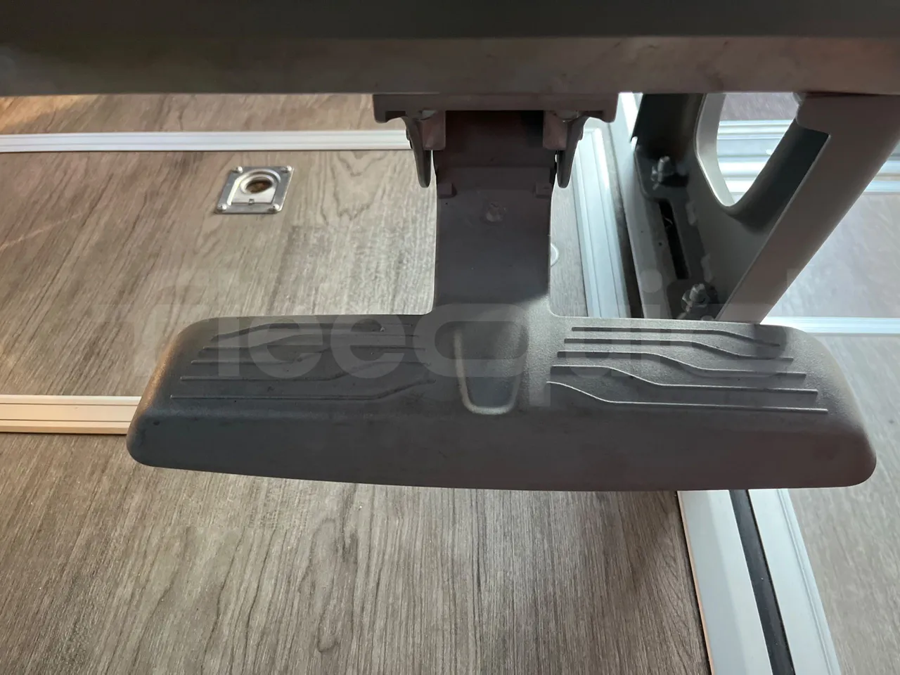 Volvo 9700 B6SC - Euro6 - 345kW - 14mt - footrest detail photo