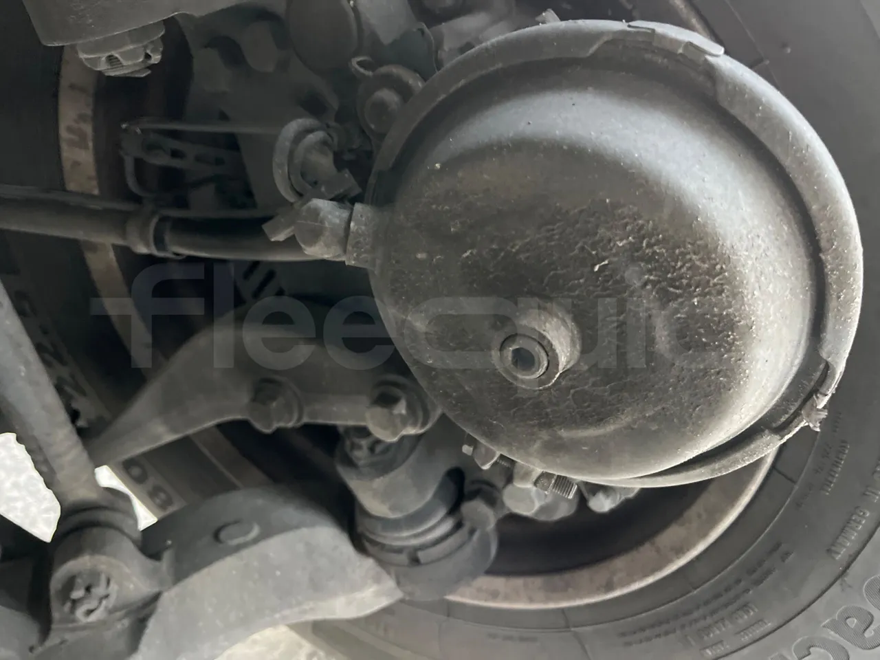 Volvo 9700 B6SC - Euro6 - 345kW - 14mt - front brake calipers right