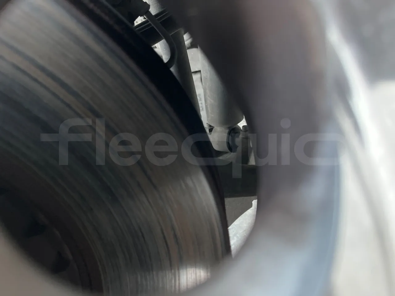 Volvo 9700 B6SC - Euro6 - 345kW - 14mt - front discs left