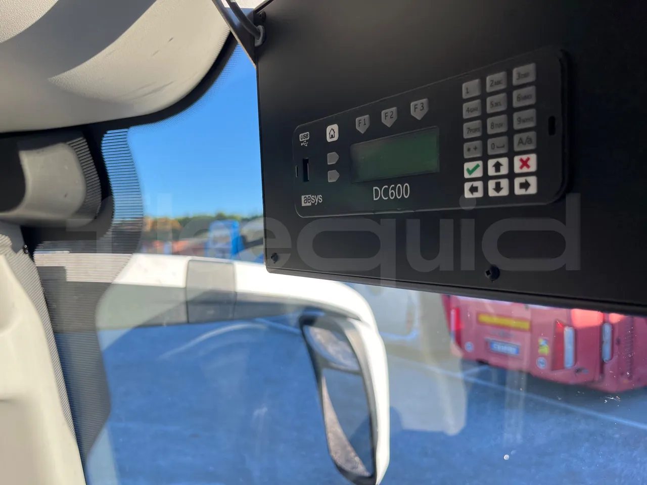 Volvo 9700 B6SC - Euro6 - 345kW - 14mt - handrails photo