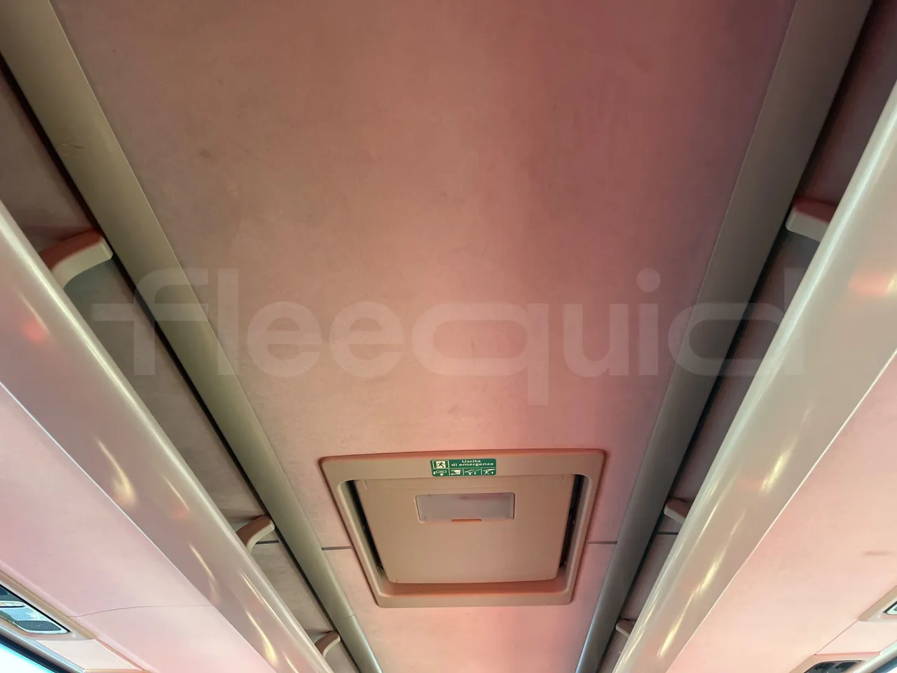 Volvo 9700 B6SC - Euro6 - 345kW - 14mt - roof hatch 1