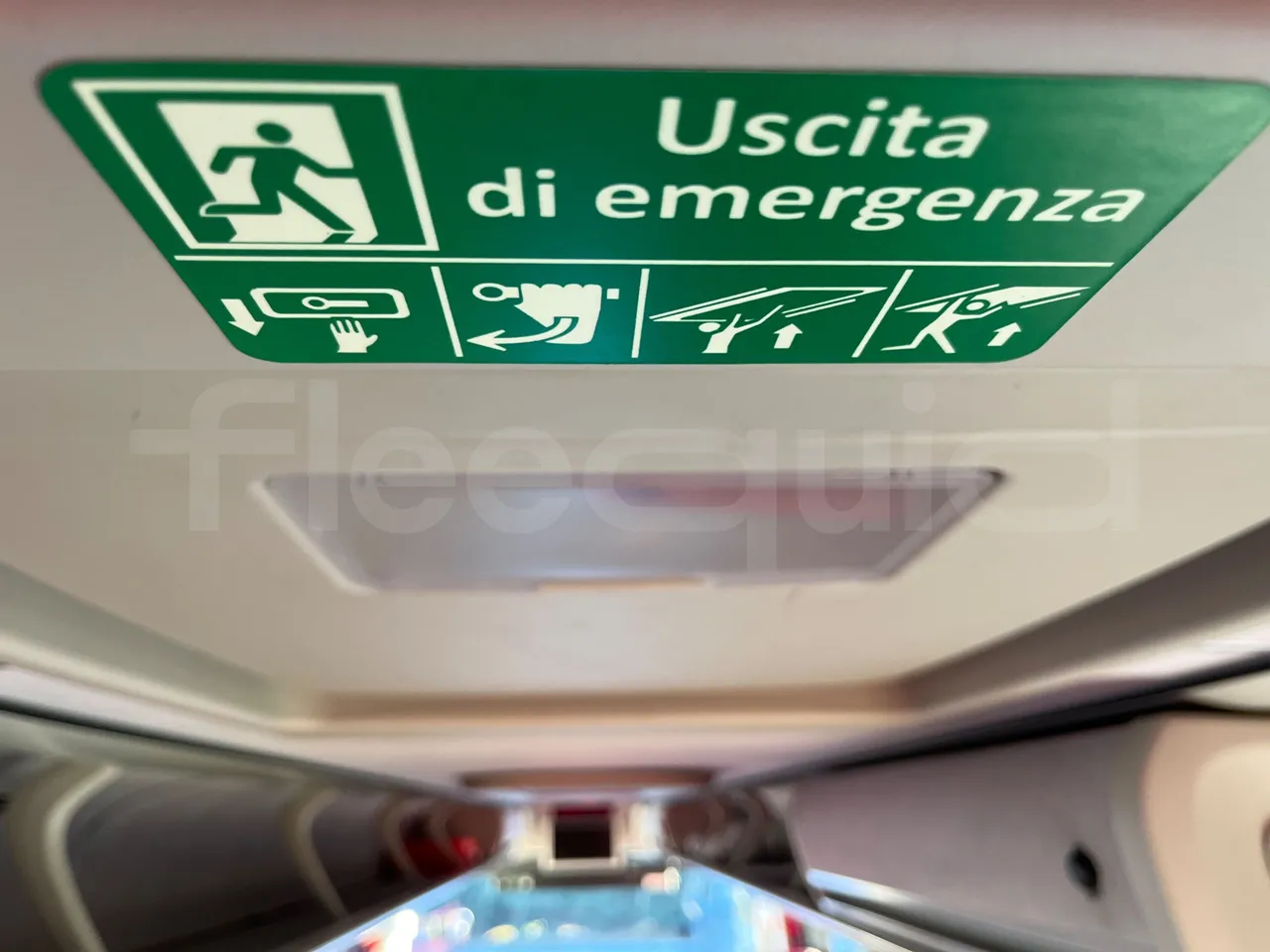 Volvo 9700 B6SC - Euro6 - 345kW - 14mt - roof hatch 3