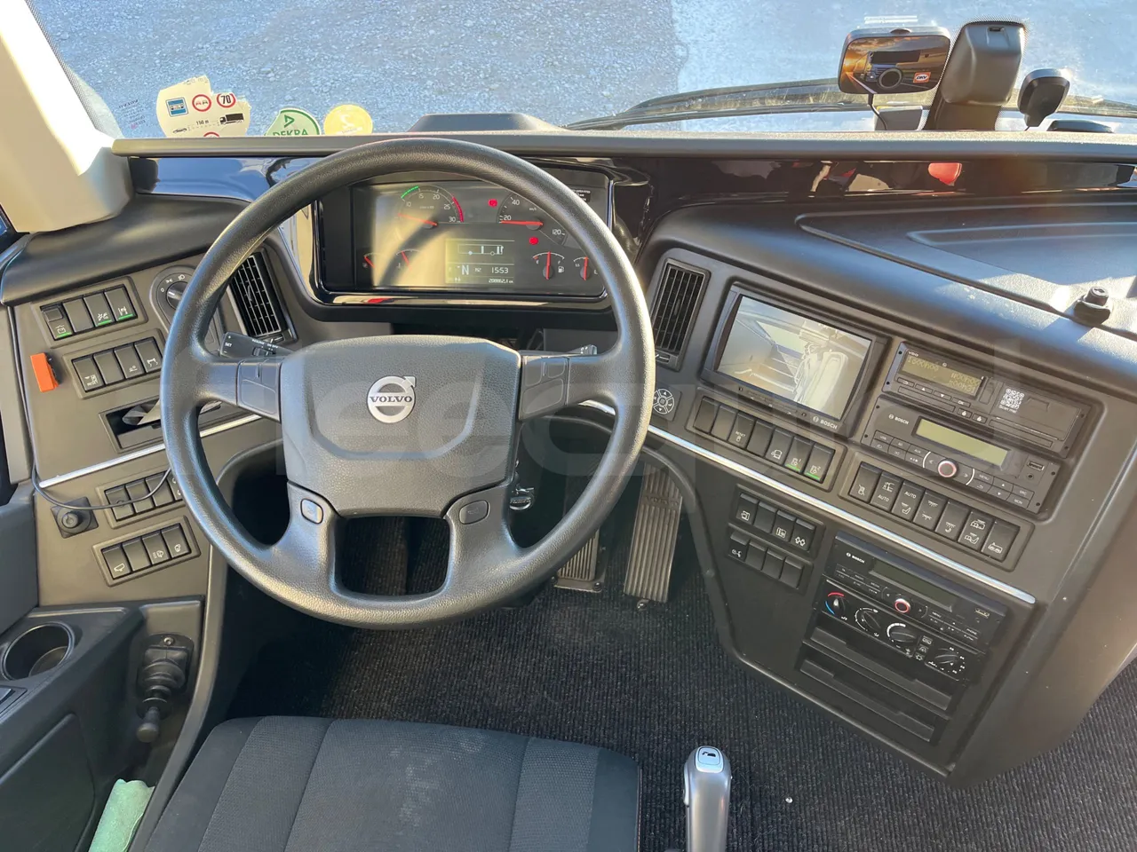 Volvo 9700 B6SC - Euro6 - 345kW - 14mt - steering wheel photo