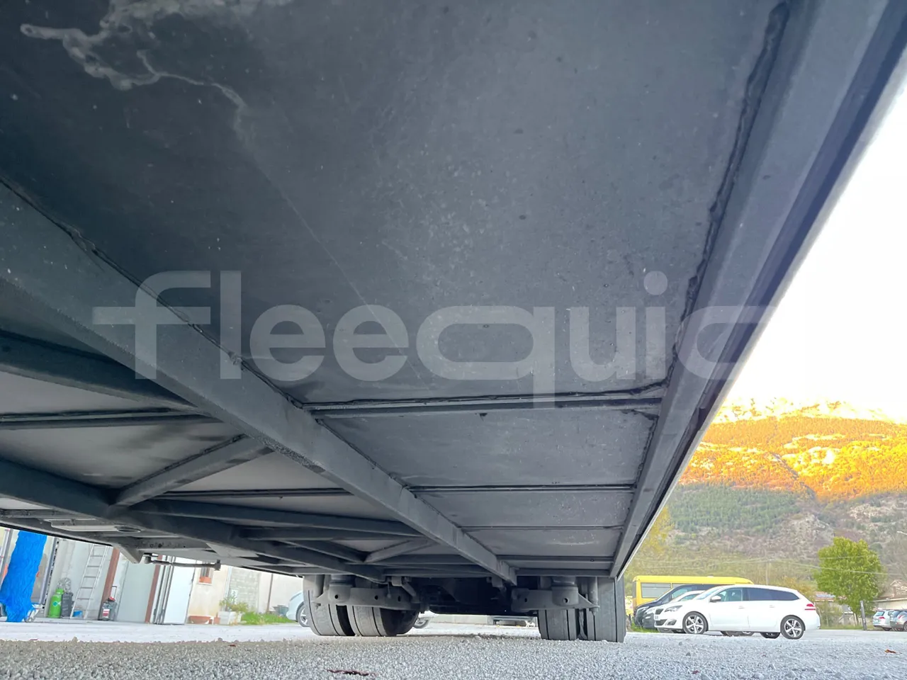 Volvo 9700 B6SC - Euro6 - 345kW - 14mt - central undercarriage photo