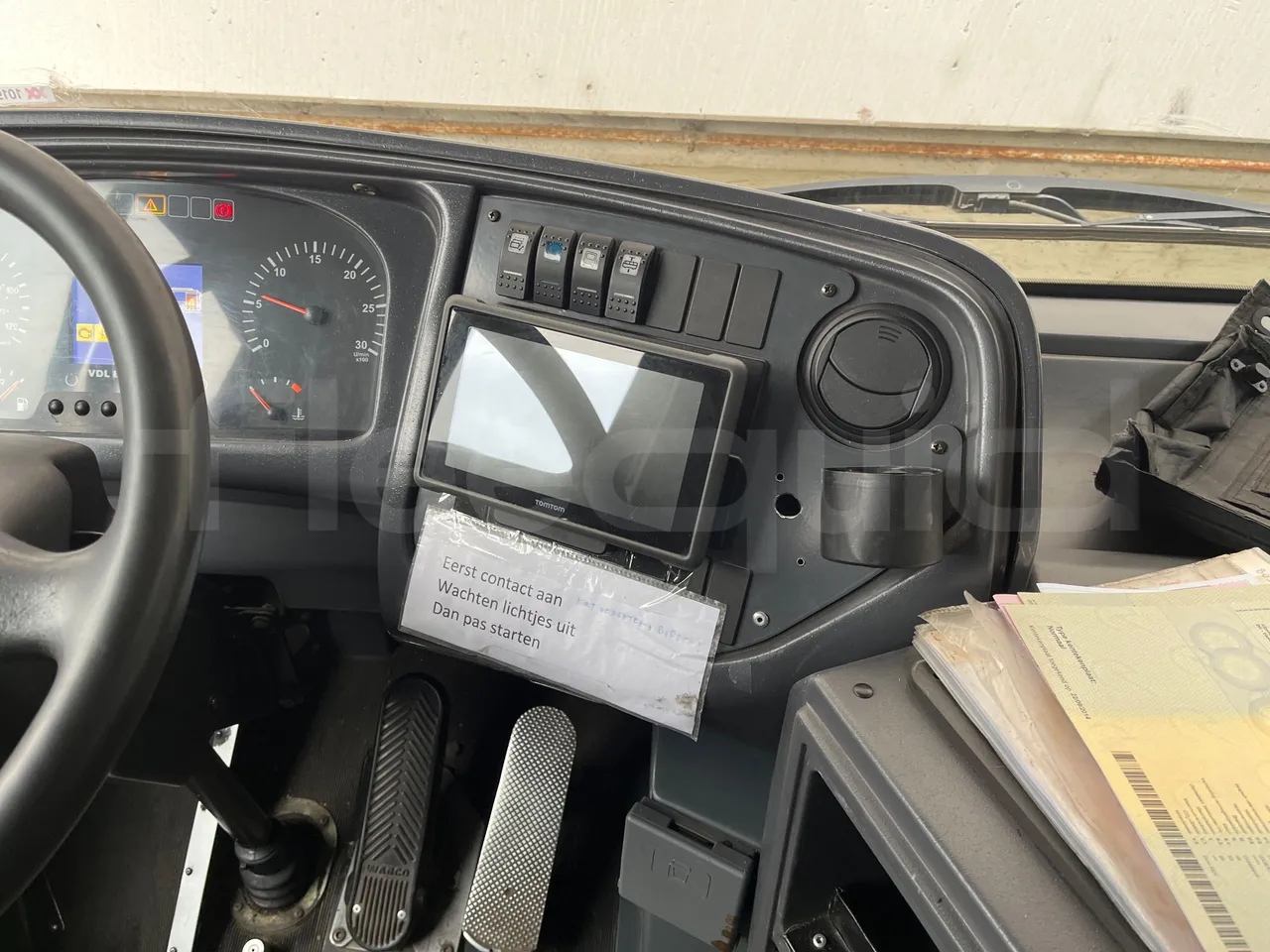 Vdl Citea KA18 - EUR5 -231kW - 12.000m - radio accessories photo