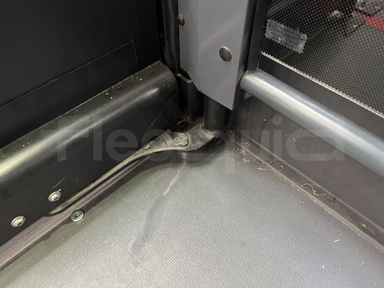 Vdl Citea KA18 - EUR5 -231kW - 12.000m - door mechanism photo