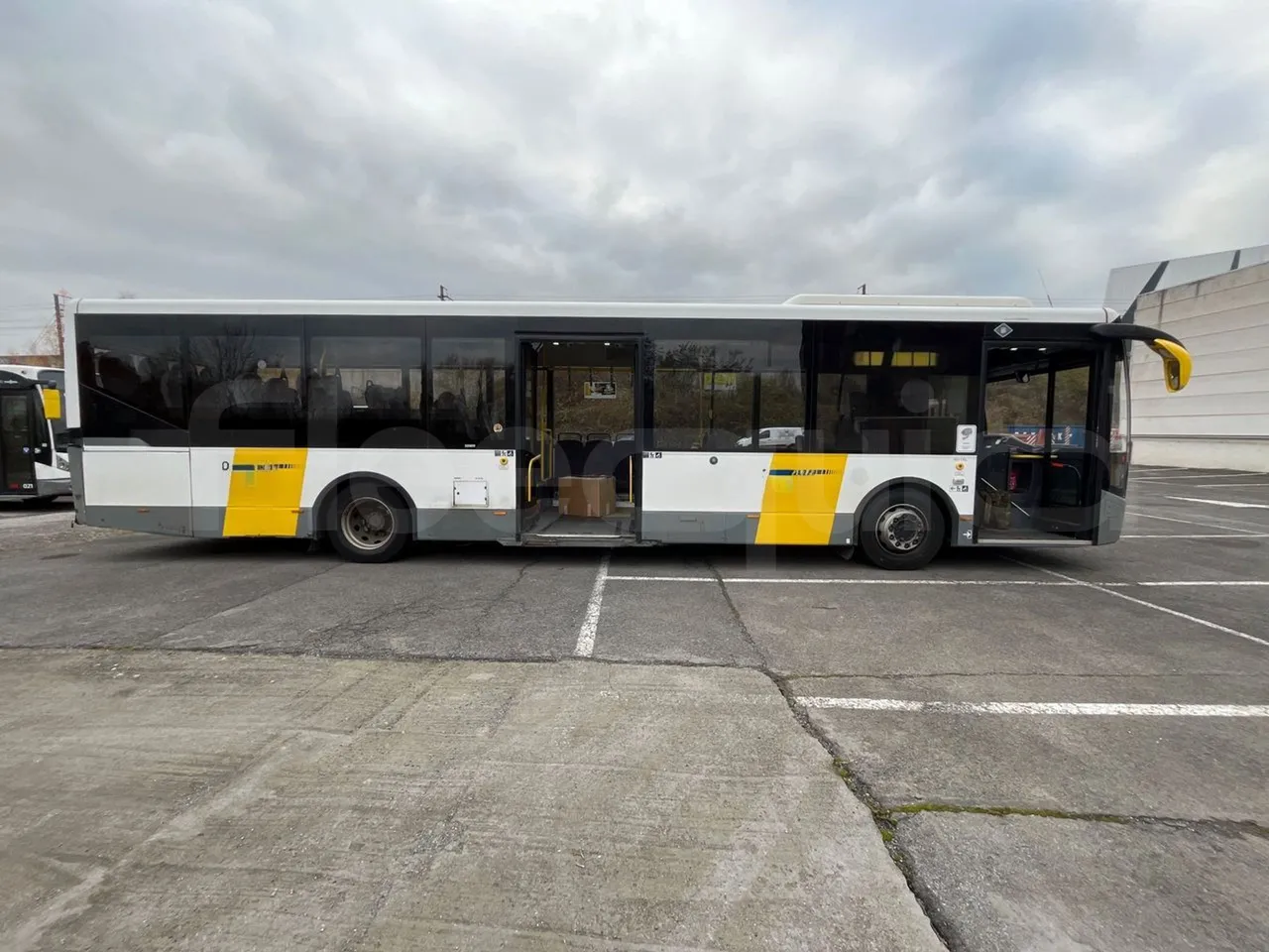 Vdl Citea KA18 - EUR5 -231kW - 12.000m - right side doors open