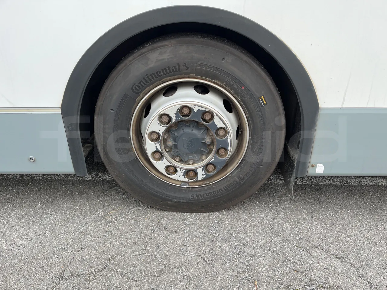 Vdl Citea KA18 - EUR5 -231kW - 12.000m - rear left tire photo