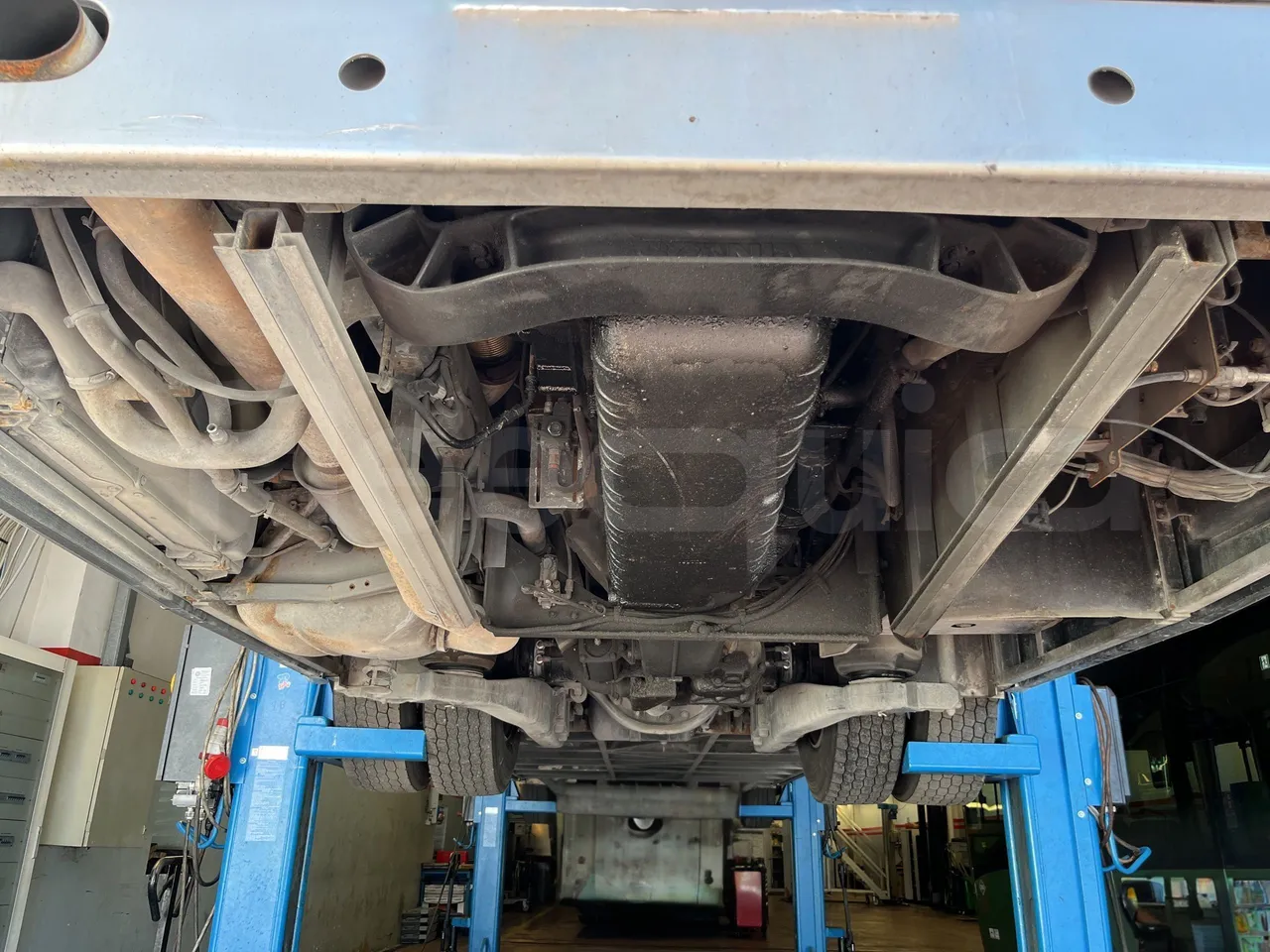 Scania De Simon - Rear Undercarriage