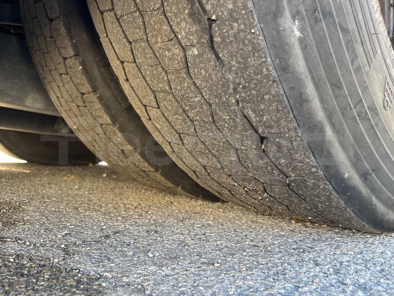 Scania De Simon - Second Axle Left Side: Tyre Tread