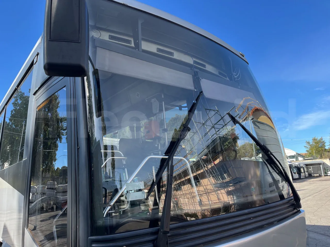 Scania De Simon - Windscreen From Right Side