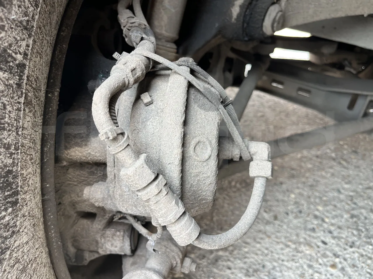 Setra S415 - First Axle Brake Calipers Left Side