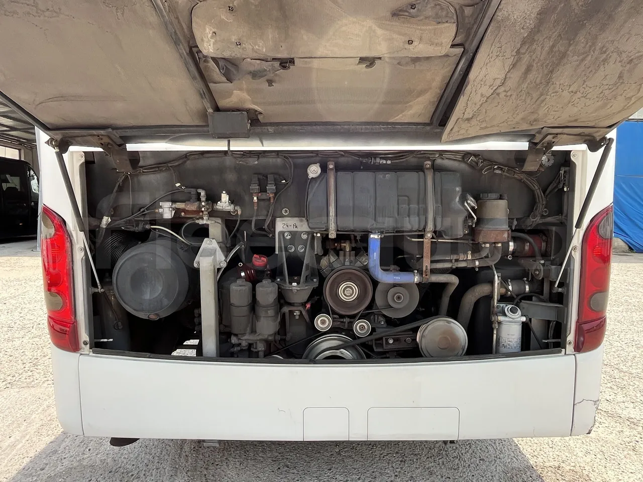 Setra S415 - Rear Hatch Open