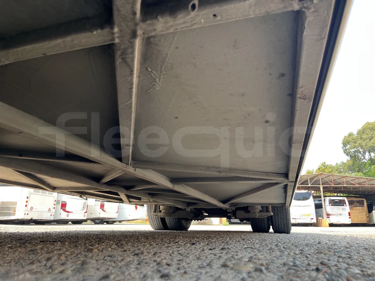 Setra S415 - Central Undercarriage
