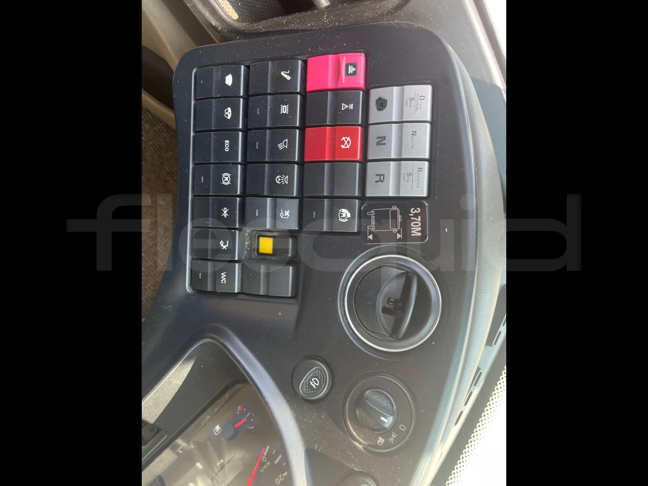 Iveco Magelys Pro - onboard devices 1
