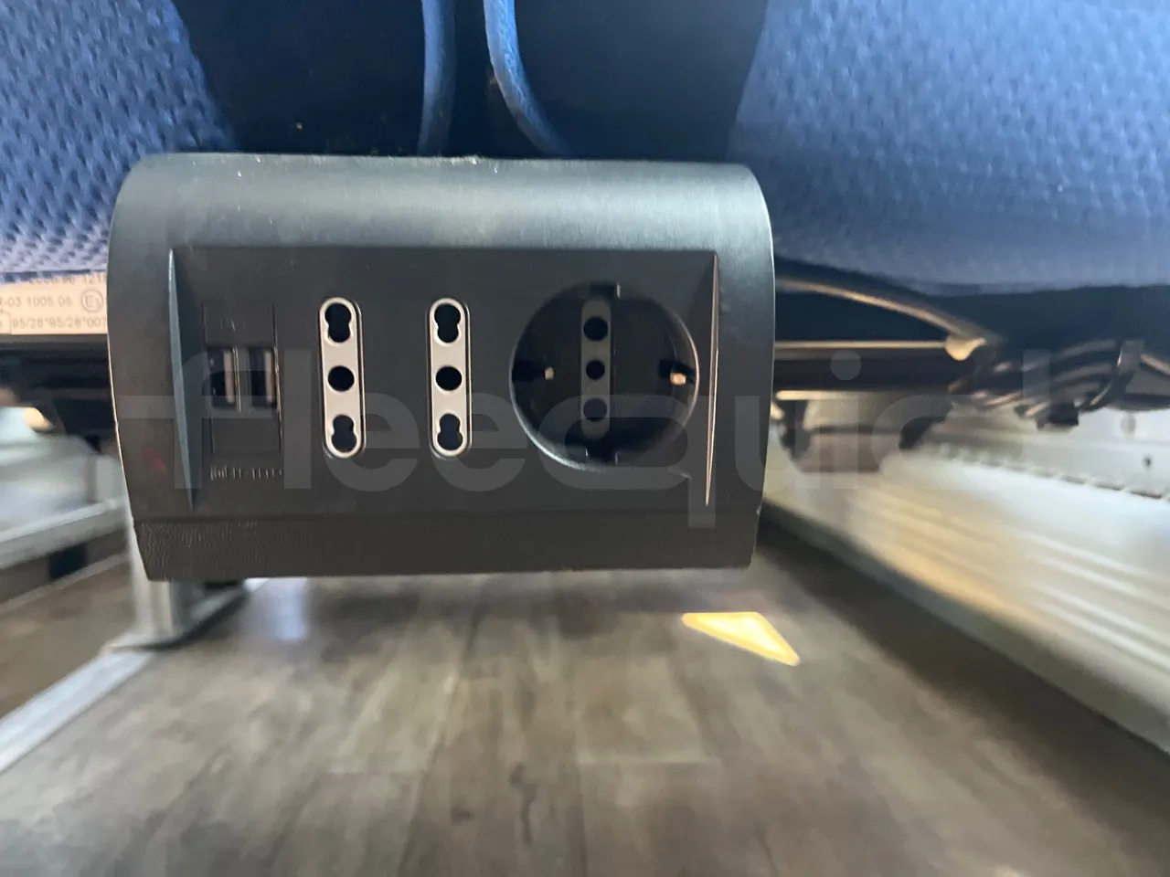 Iveco Magelys Pro - folding seat photo
