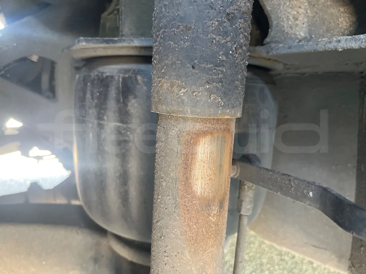 Iveco Magelys Pro - front air springs left