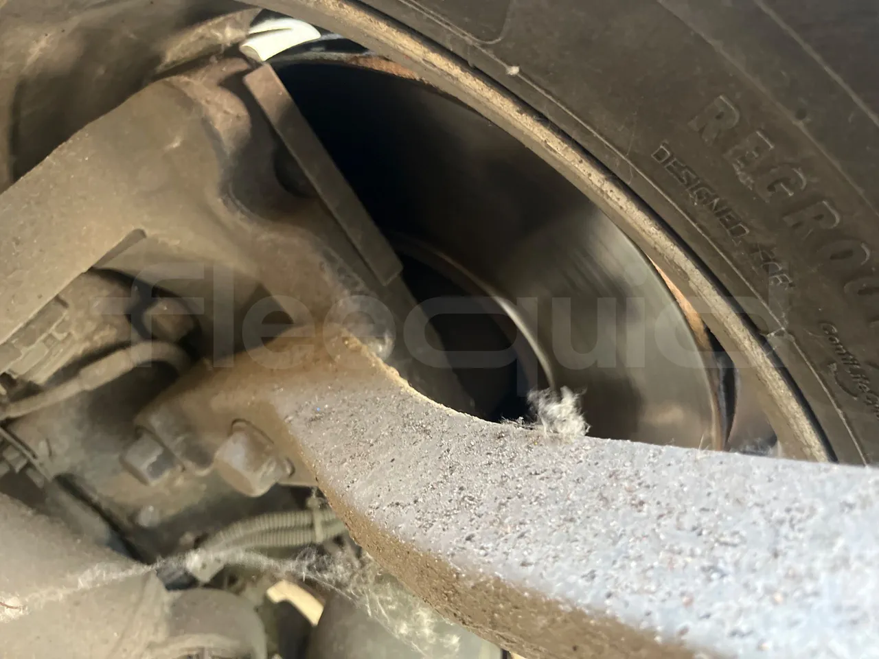 Iveco Magelys Pro - front brake calipers left