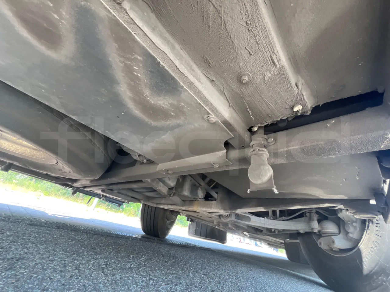 Iveco Magelys Pro - front axle right side
