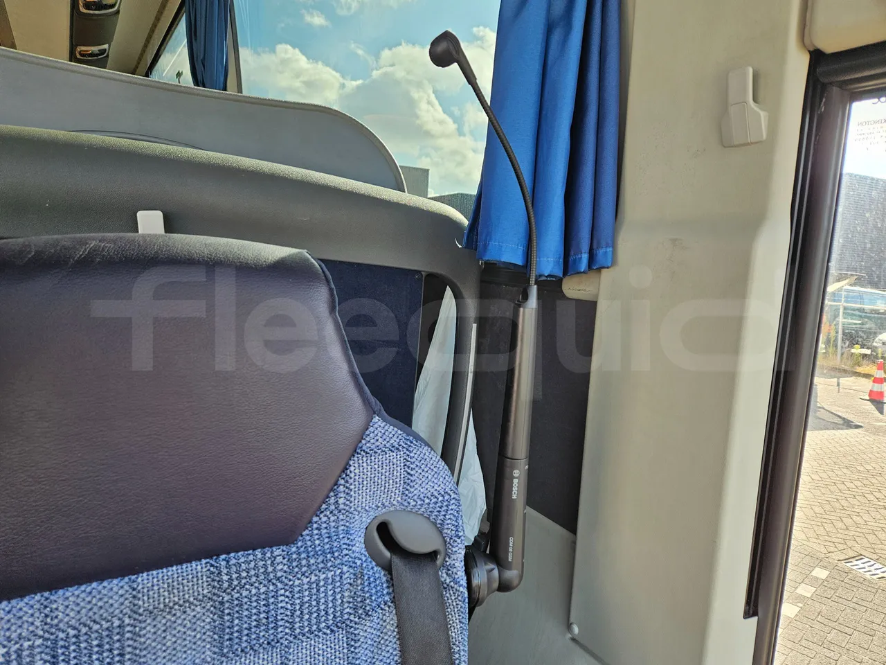 Setra S516 HD/2 - EUR6 - 315kW - 13.12m - driver microphone accessories photo