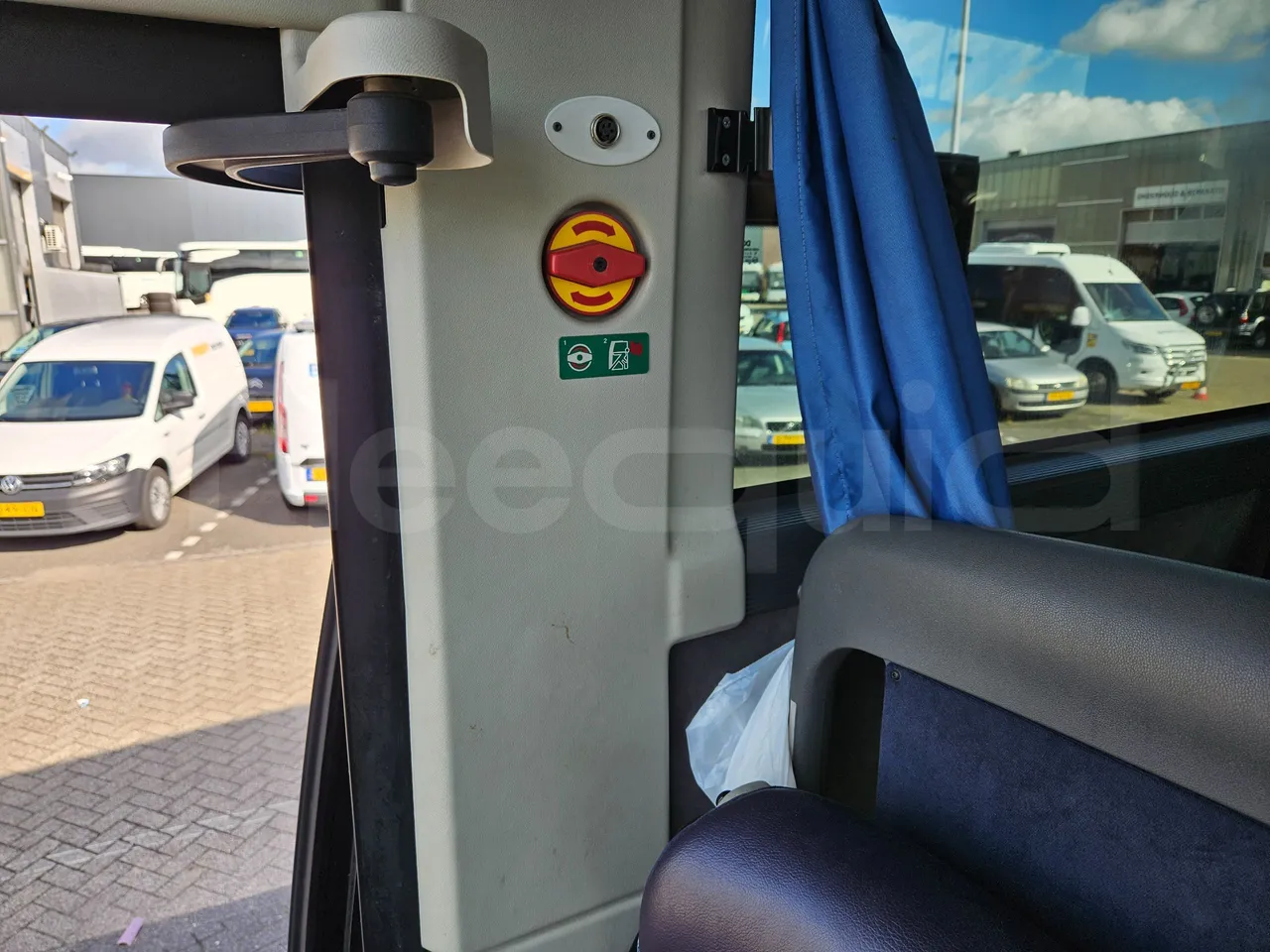 Setra S516 HD/2 - EUR6 - 315kW - 13.12m - hostes microphone accessories photo