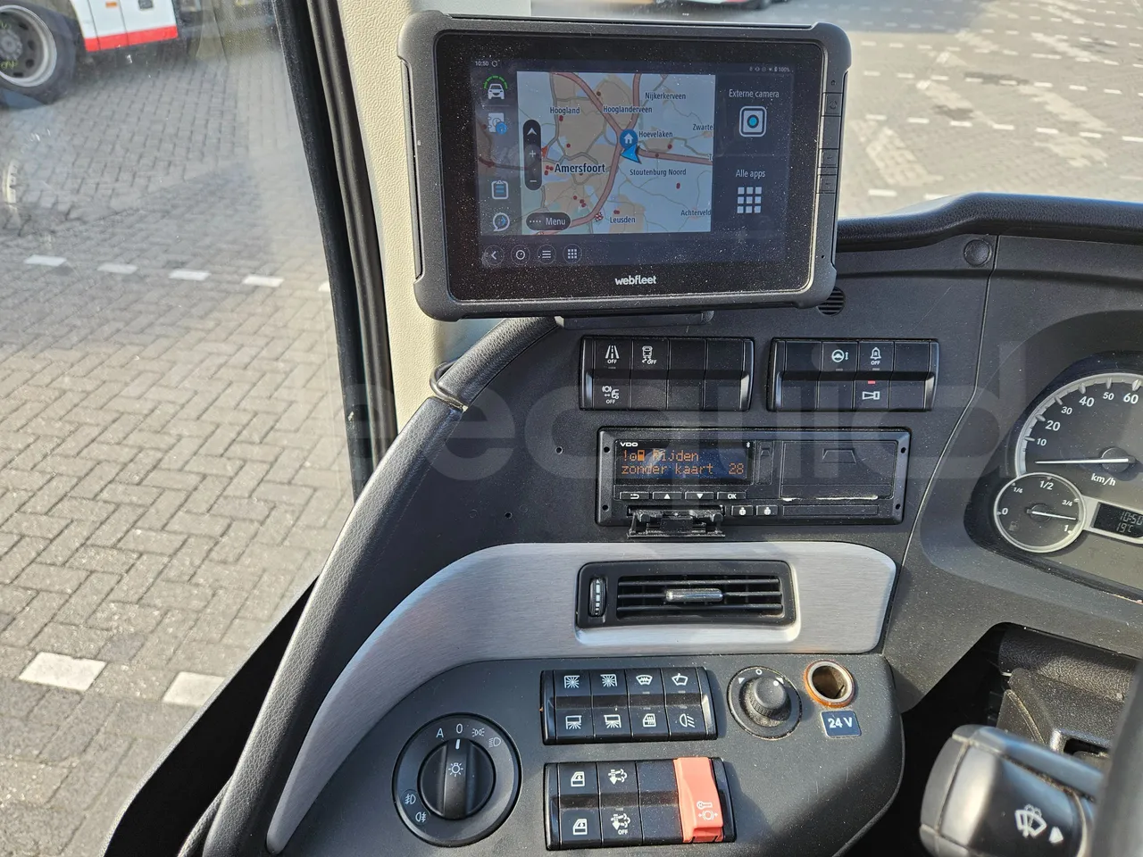 Setra S516 HD/2 - EUR6 - 315kW - 13.12m - onboard devices 1
