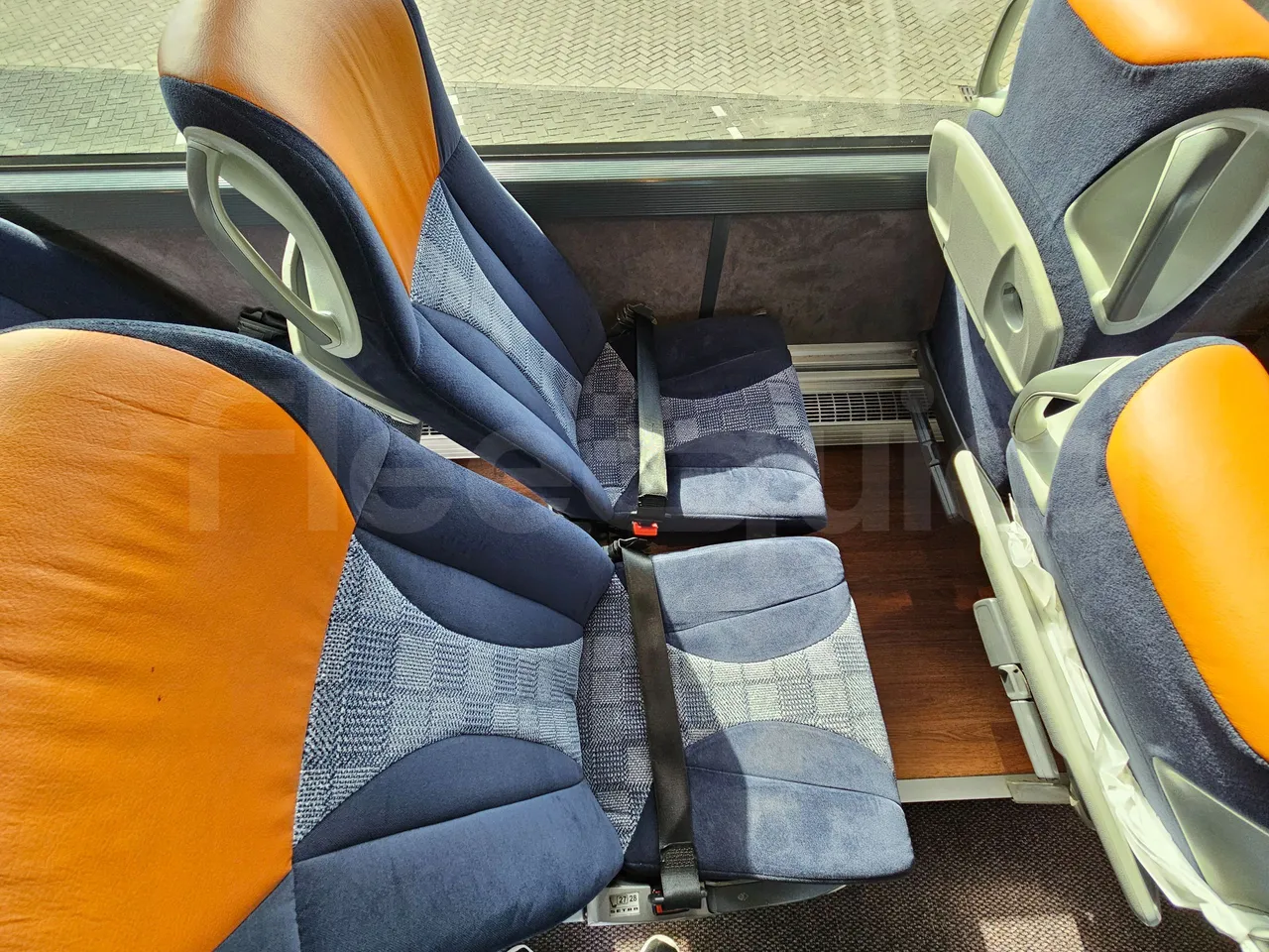 Setra S516 HD/2 - EUR6 - 315kW - 13.12m - central seat safety belt