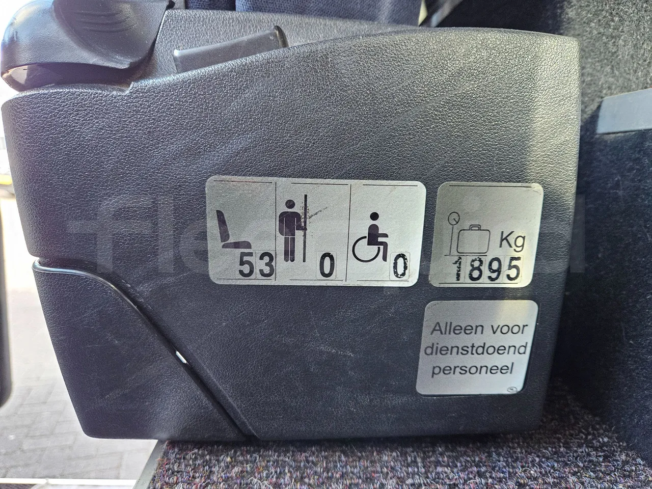 Setra S516 HD/2 - EUR6 - 315kW - 13.12m - seat plate photo