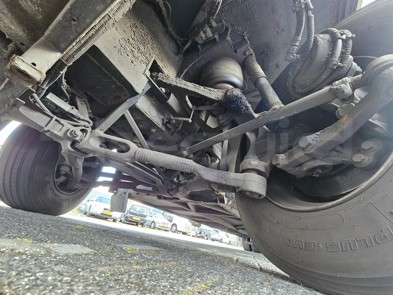 Setra S516 HD/2 - EUR6 - 315kW - 13.12m - front axle left side
