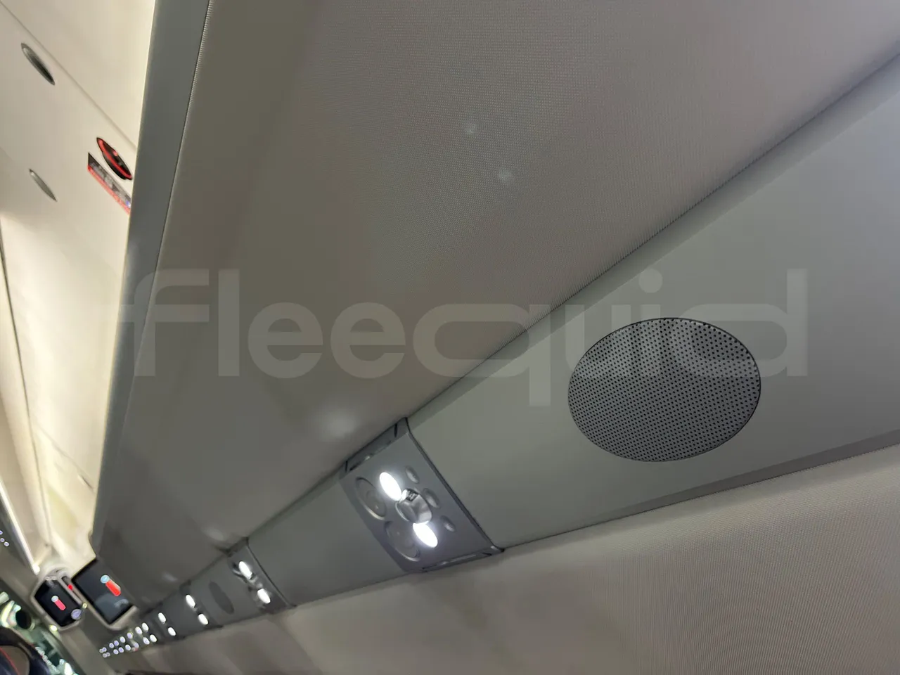 Irizar i6 14.37/480 - EUR5 - 353kW - 13.870m - camera accessories photo