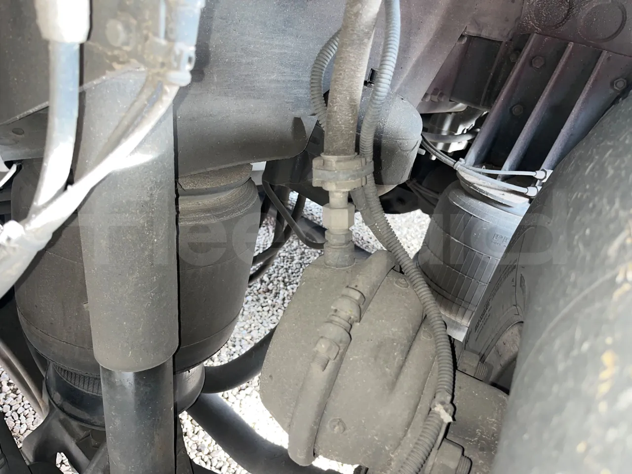 Irizar i6 14.37/480 - EUR5 - 353kW - 13.870m - axel 3 caliper brakes right