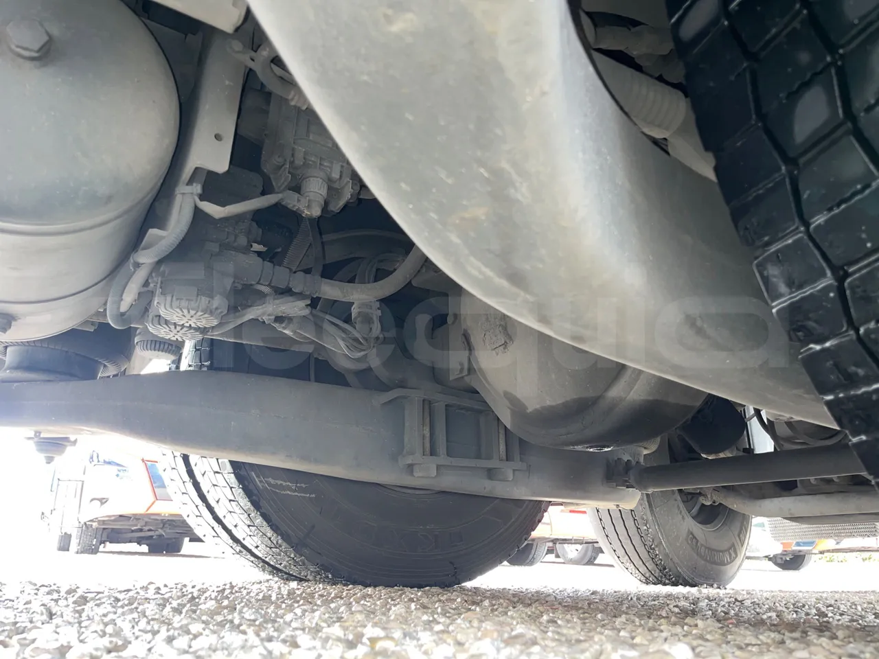 Irizar i6 14.37/480 - EUR5 - 353kW - 13.870m - axle 2 discs right