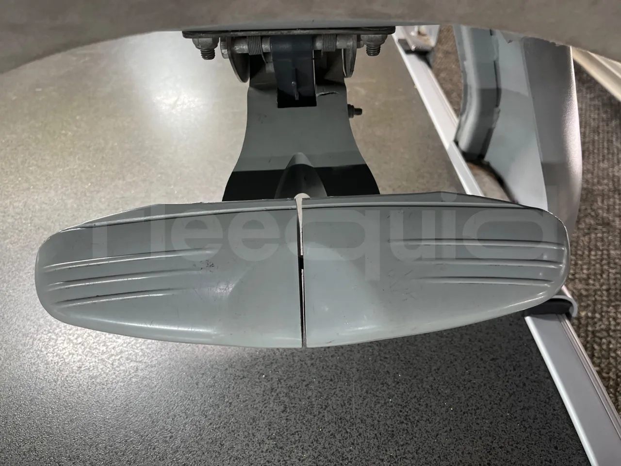 Irizar i6 14.37/480 - EUR5 - 353kW - 13.870m - footrest detail photo