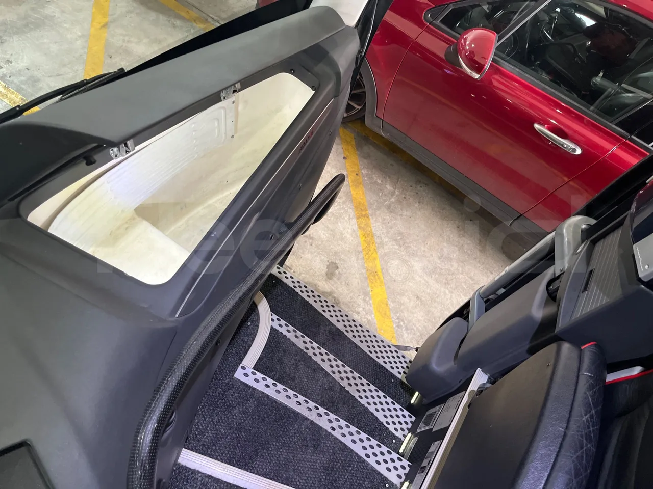 Irizar i6 14.37/480 - EUR5 - 353kW - 13.870m - handrails photo