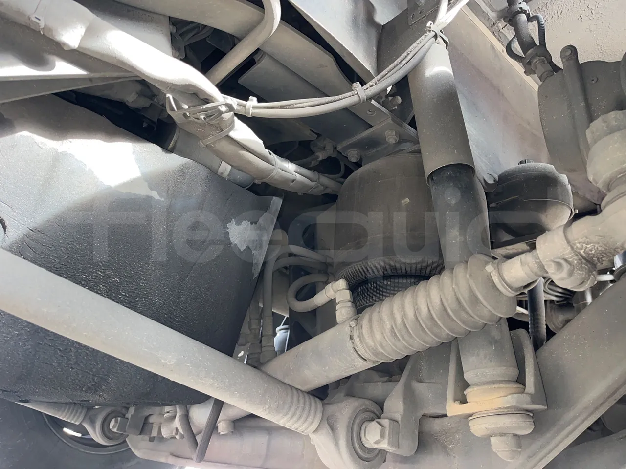 Irizar i6 14.37/480 - EUR5 - 353kW - 13.870m - axle 3 air springs 2 right