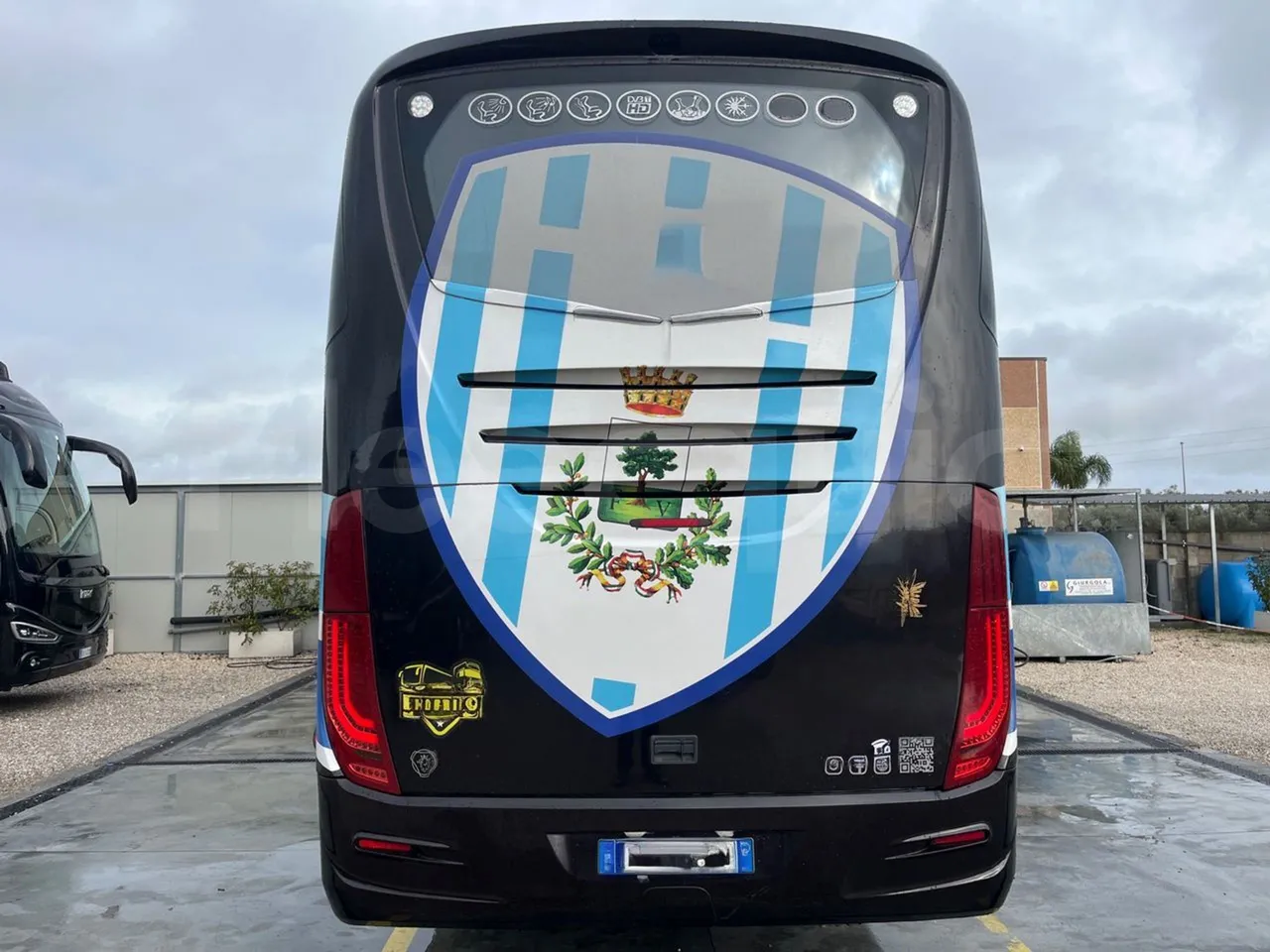 Irizar i6 14.37/480 - EUR5 - 353kW - 13.870m - rear hatch closed