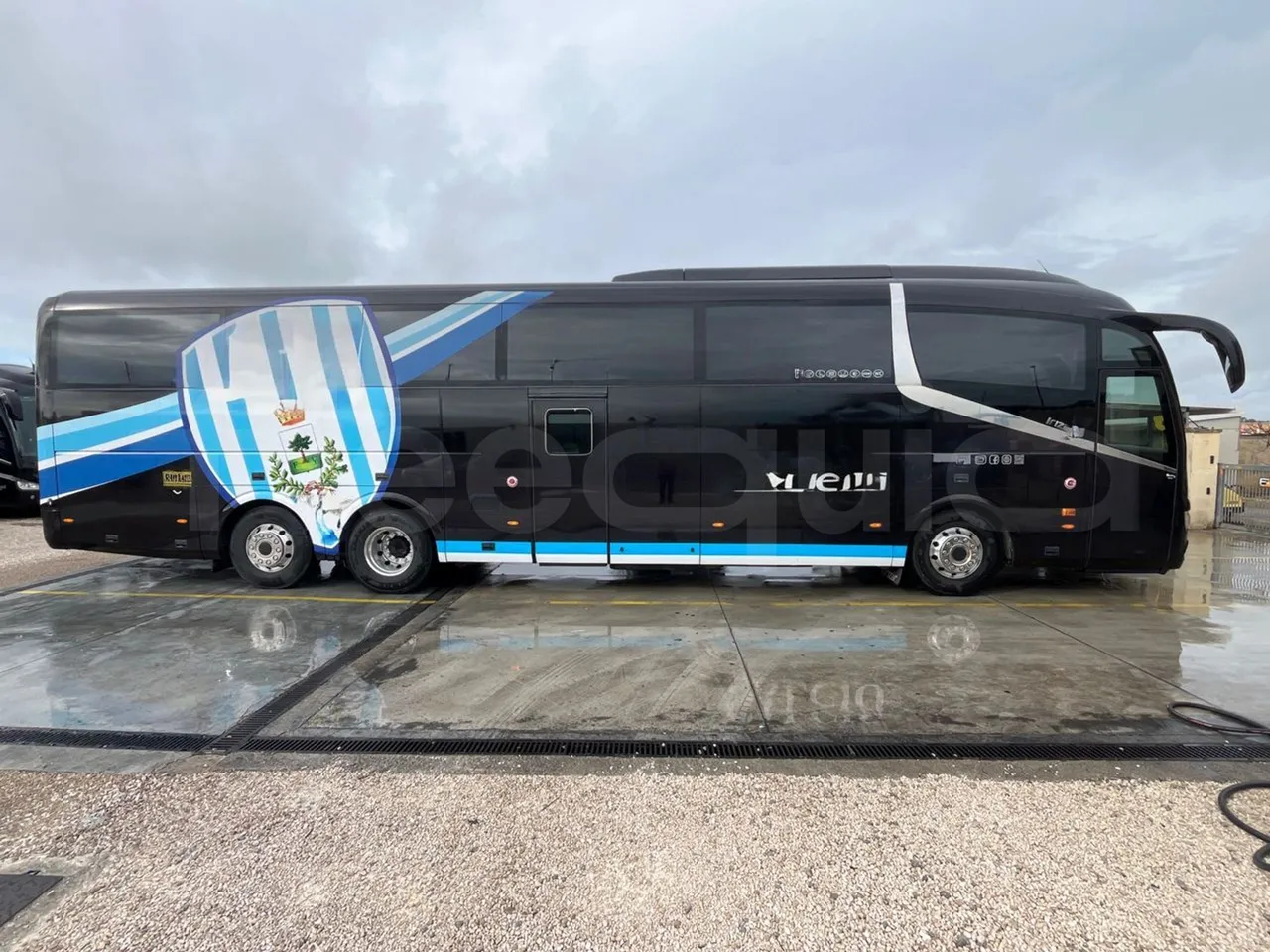 Irizar i6 14.37/480 - EUR5 - 353kW - 13.870m - right side doors closed