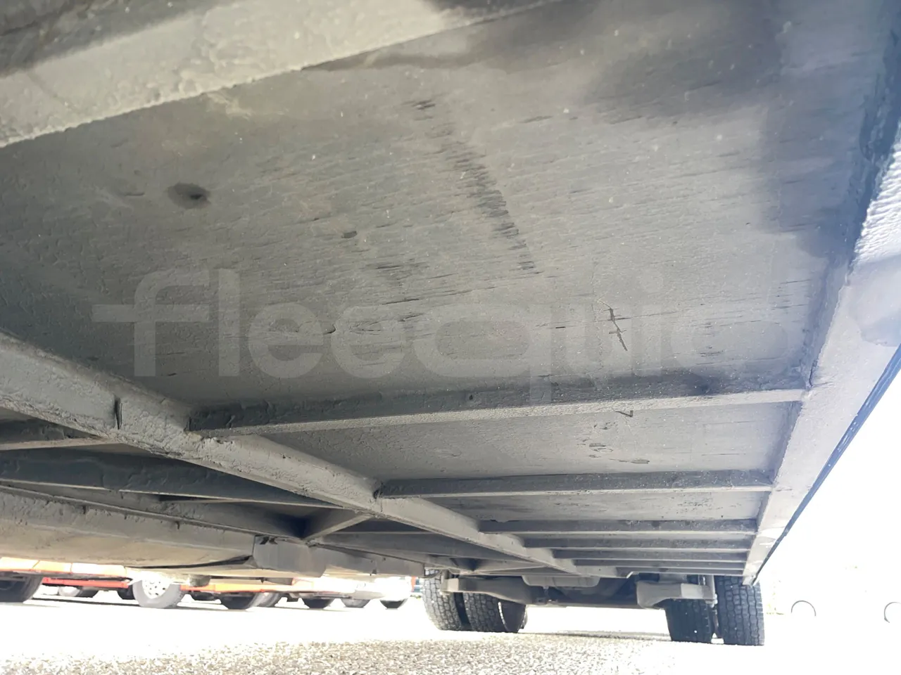 Irizar i6 14.37/480 - EUR5 - 353kW - 13.870m - central undercarriage photo