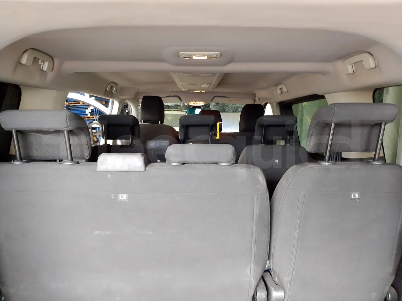 Citroën Spacetourer Jumpy - Euro6 - kw110 - 4.9mt - forward view middle aisle