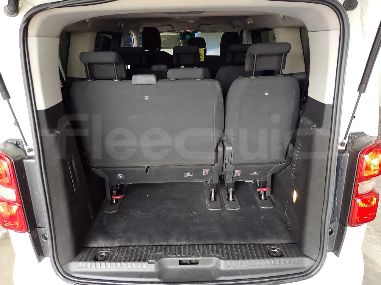 Citroën Spacetourer Jumpy - Euro6 - kw110 - 4.9mt - internal frame rust check