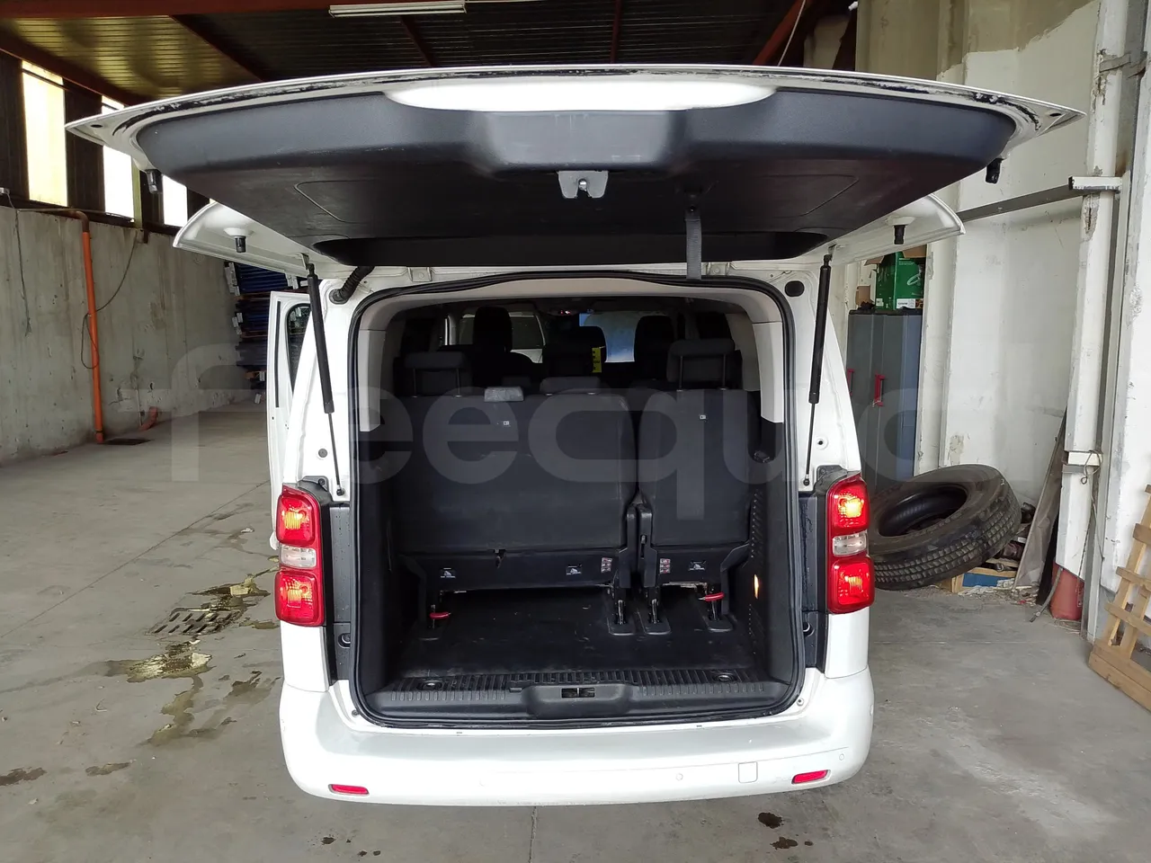 Citroën Spacetourer Jumpy - Euro6 - kw110 - 4.9mt - luggage rack photo