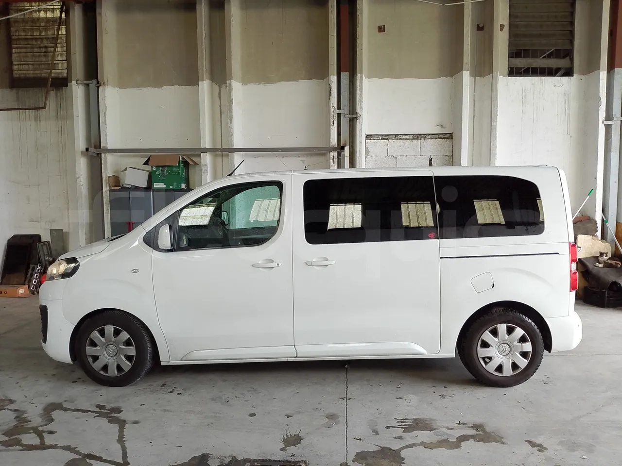 Citroën Spacetourer Jumpy - Euro6 - kw110 - 4.9mt - left side photo