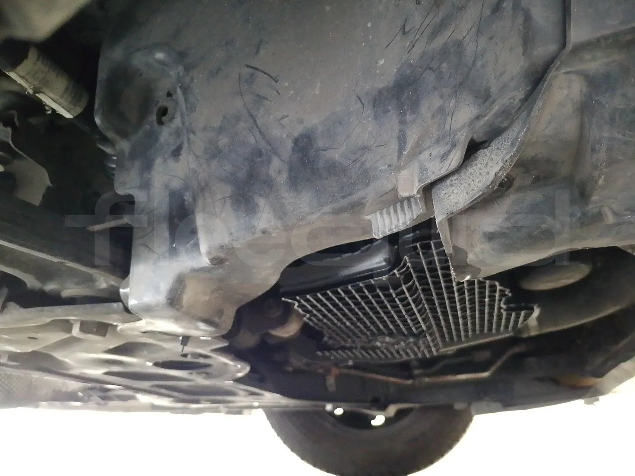 Citroën Spacetourer Jumpy - Euro6 - kw110 - 4.9mt - front axle right side