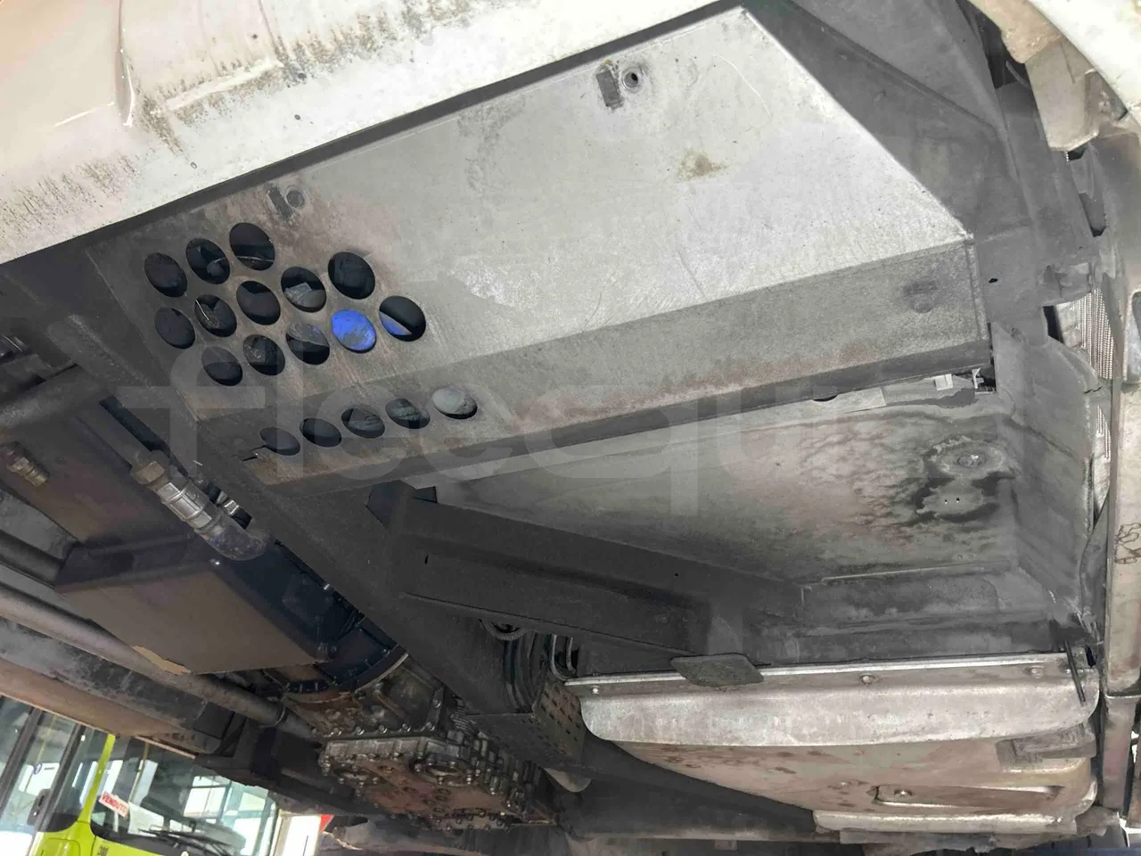 Heuliez GX127 GX127  - Euro5 - 160kW - 9.420mt - central axle (18m)