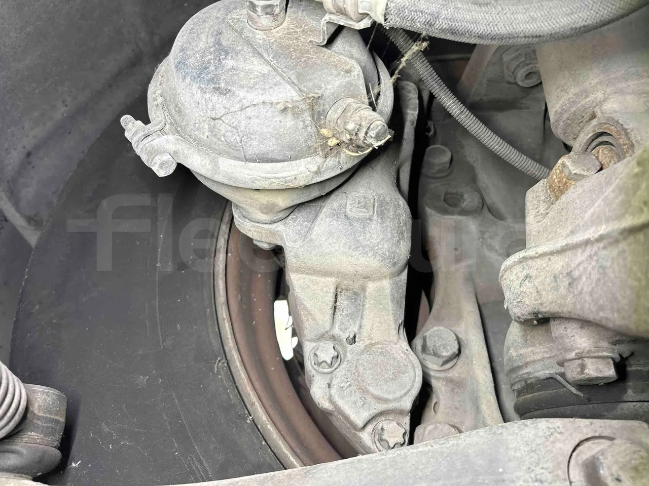 Heuliez GX127 GX127  - Euro5 - 160kW - 9.420mt - front brake calipers right