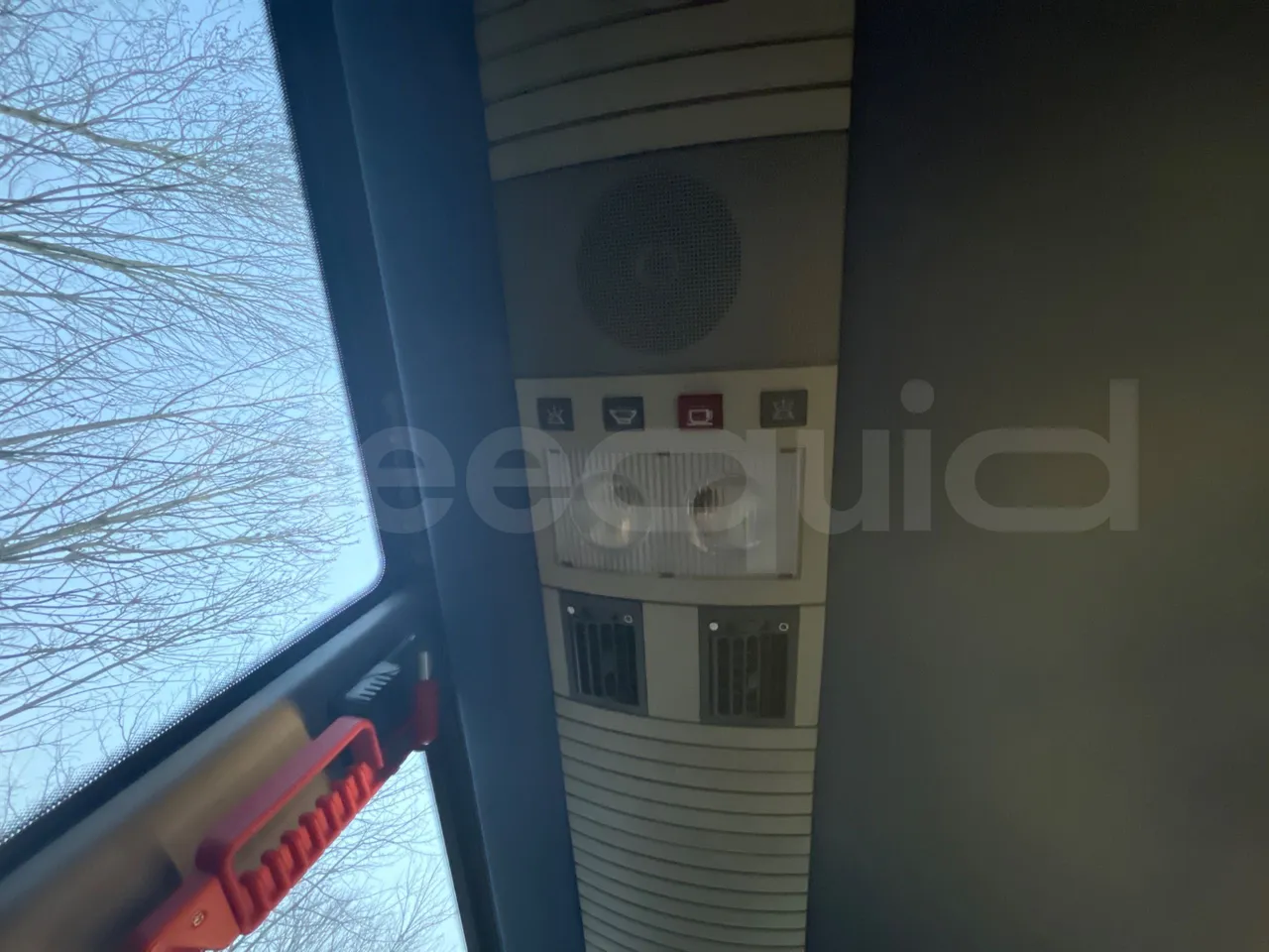 Man Lion's Coach B.2007 - EUR5 - 294kW - 12.000m - usb charging detail