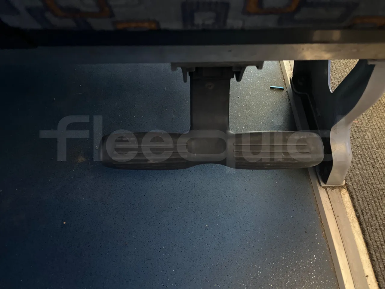 Man Lion's Coach B.2007 - EUR5 - 294kW - 12.000m - footrest detail photo