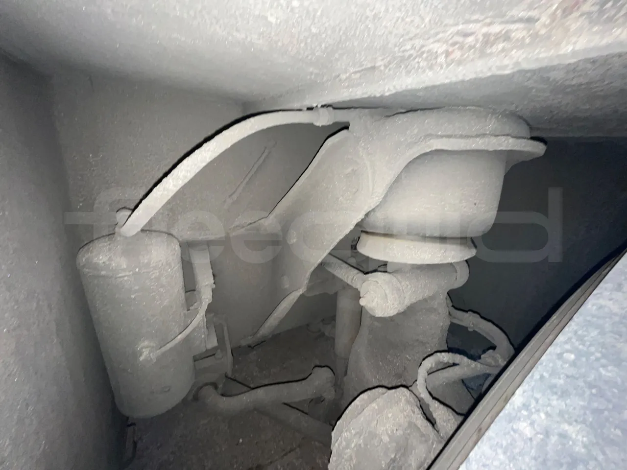 Man Lion's Coach B.2007 - EUR5 - 294kW - 12.000m - front shock absorbers right